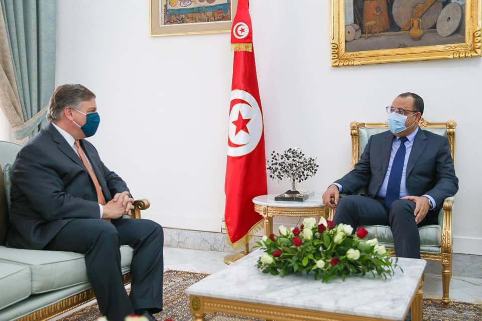 تونس: الحيرة من الأزمة السياسية والسفراء الأجانب يتكاثرون ...