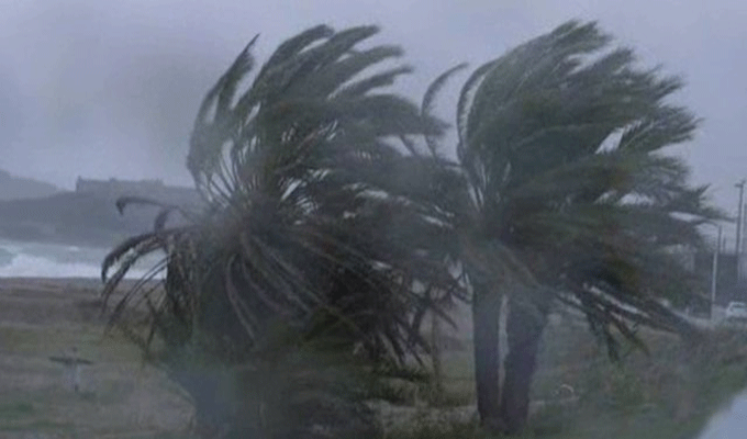 تونس - حالة الطقس: من قوية الى رياح عنيفة الليلة وغدا الثلاثاء في المناطق الجنوبية