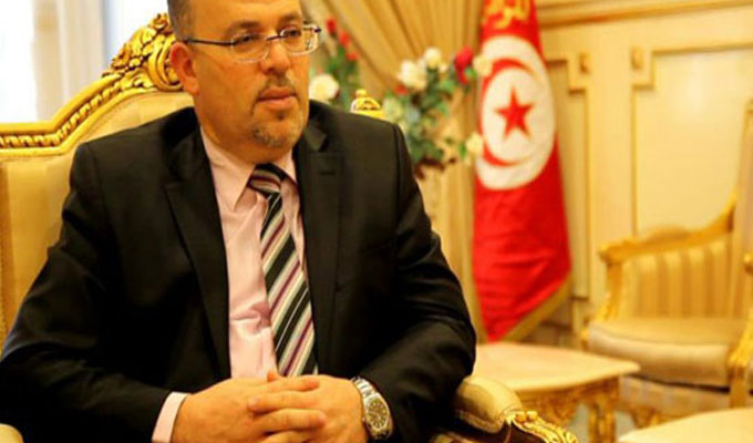 تونس: سمير ديلو يقترح انسحاب الوزراء في قلب الخلاف