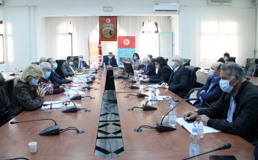 تونس: اجتماع اللجنة العلمية "إجراءات عملية" للحماية من ...