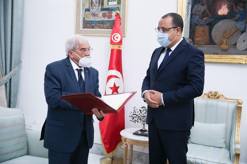 تونس: المشيشي يأمر بنشر لائحة شهداء وجرحى الثورة