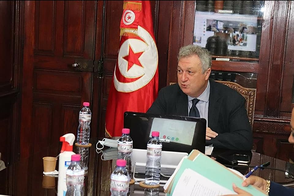 تونس: بخصوص إقالة المديرين العامين بوزارة الاقتصاد …