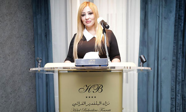 المغنية التونسية صابرين ليلى تزور بلدها الأم