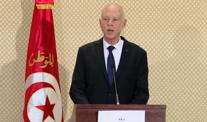 تونس - سعيد: رئيس الجمهورية هو قائد القوات المسلحة العسكرية والمدنية