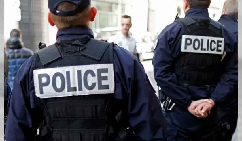 فرنسا - تونسي يقتل ضابط شرطة بالسكين