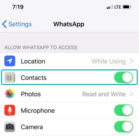 السماح لأذونات جهات اتصال WhatsApp على iPhone لإصلاح عدم ظهور جهات الاتصال