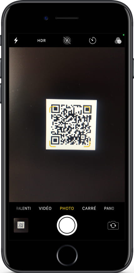 التقاط رمز QR على iPhone 13 Pro